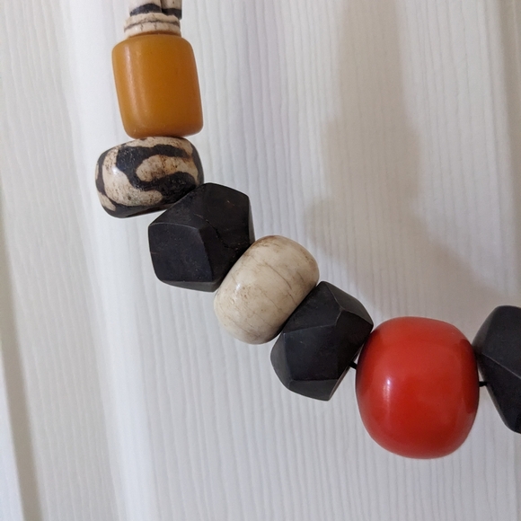 African beaded zebra necklace - Picture 4 of 5